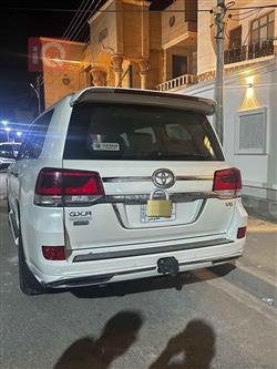 تويوتا لاندكروزر